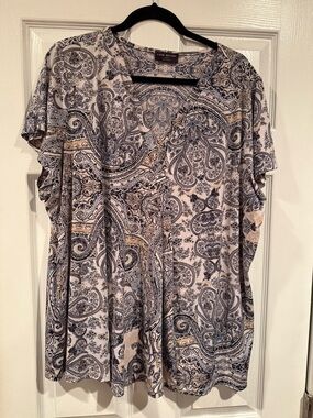 Lane Bryant Blue Paisley Short Sleeve Top